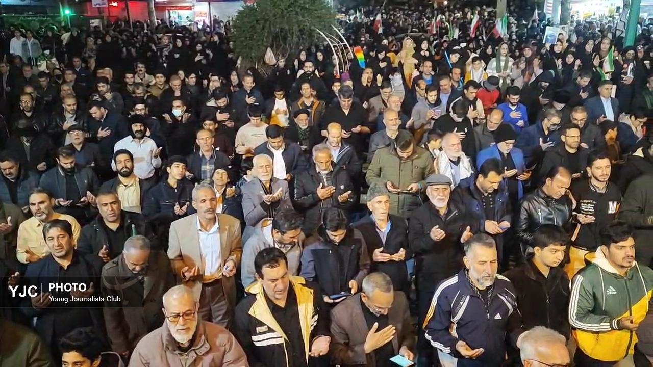 بزرگترین محفل مهدوی تاریخ خرم‌آباد با خواندن نماز استغاثه به امام زمان (عج) + فیلم