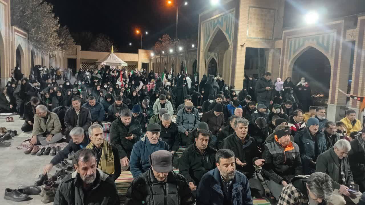 برگزاری اقامه نماز استغاثه و دعای امام زمان (عج) در تجمعات شبانه صالح آباد