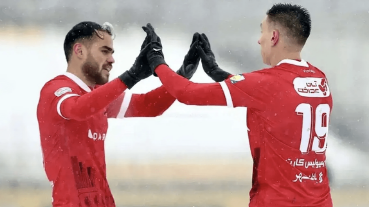 کاناوارو وضعیت دو ملی پوش پرسپولیس را زیر نظر گرفت