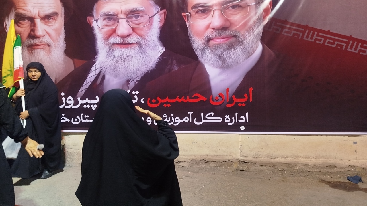بیعت دهه نودی‌های اهوازی با رهبر انقلاب+فیلم