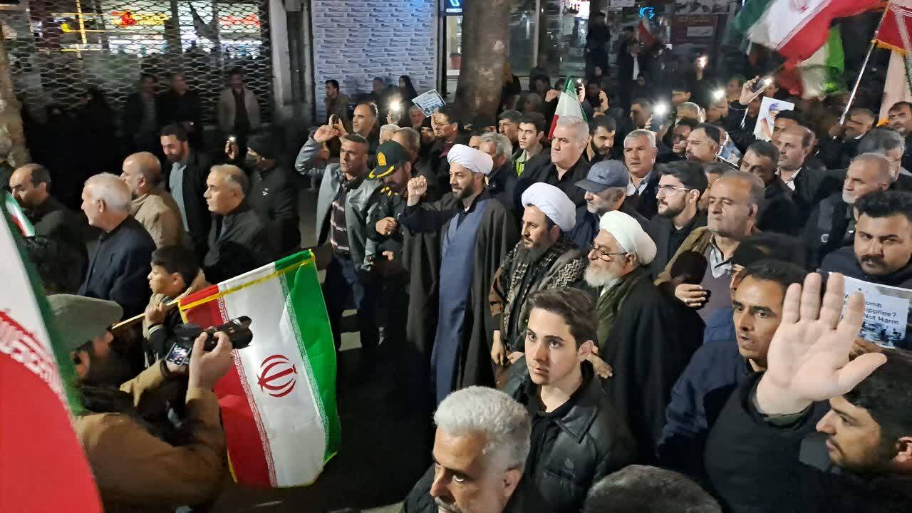 گوشه&zwnj;هایی از قرار وطن دوستی مردم ولایتمدار خوی در تجمع شبانه