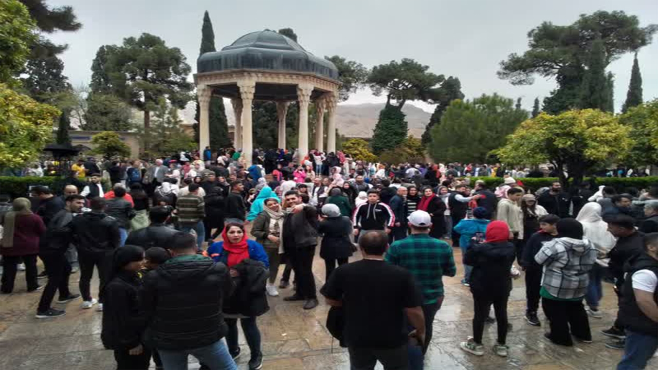 حافظیه همچنان در صدر نگاه گردشگران/میزبانی فارس از ۳۶۰۰ بازدیدکننده
