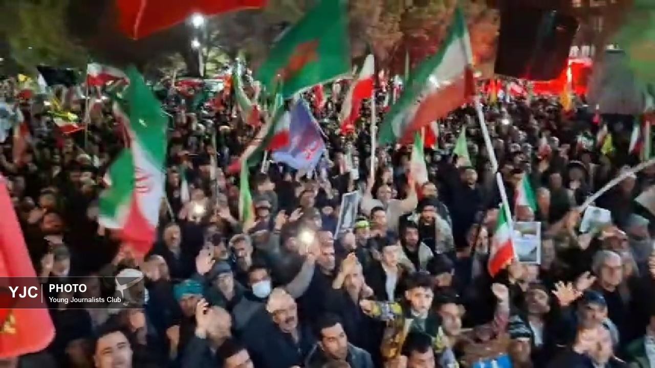 فریاد مرگ بر آمریکا بروجردی‌ها در شب سی و چهارم + فیلم