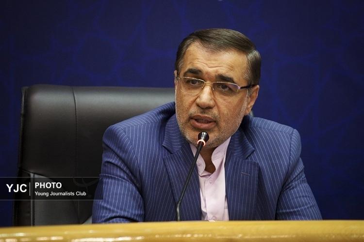 تدوین برنامه‌های اجرایی برای تحقق شعار سال در فارس