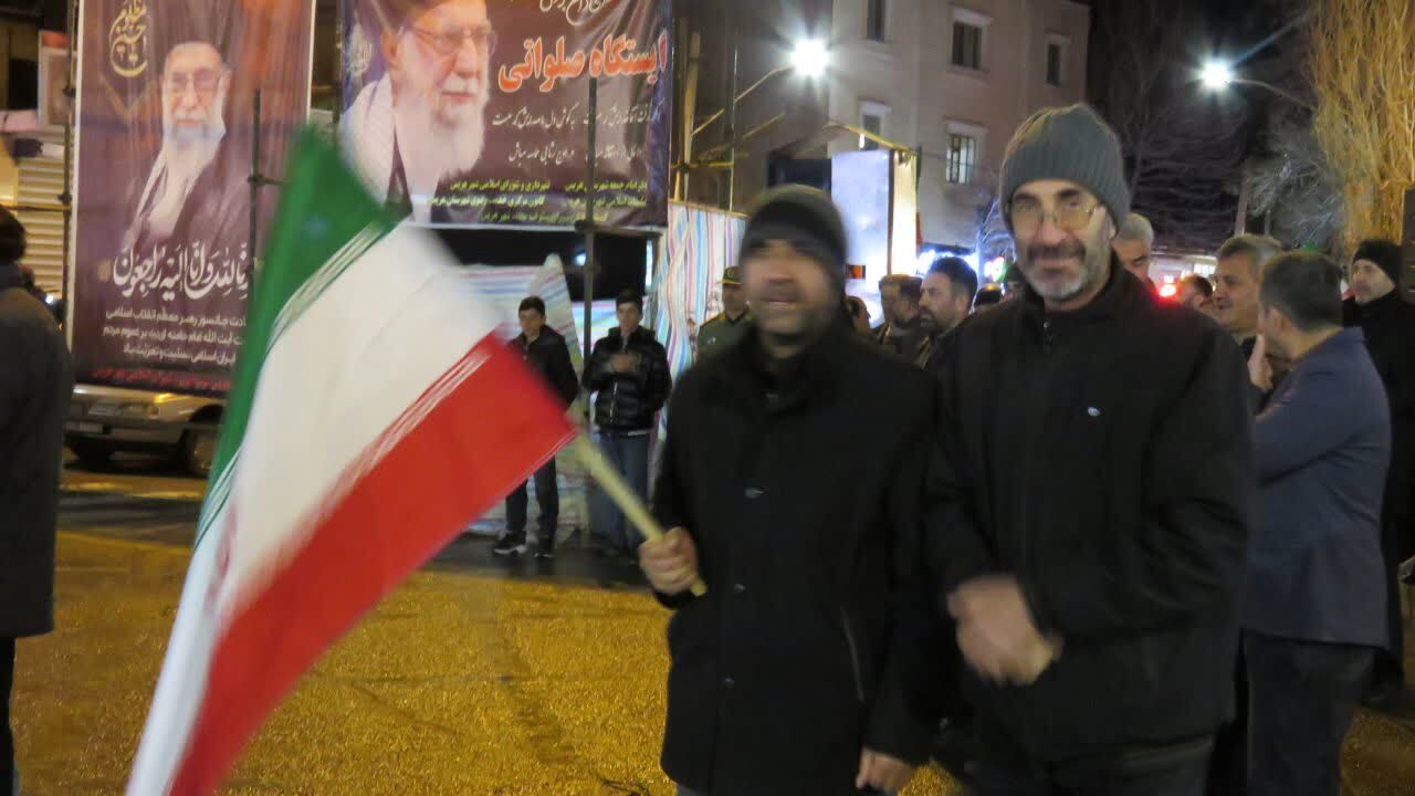کودکان و نوجوانان هریسی در تجمع شبانه