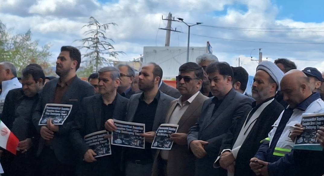 غرس ۸٠ اصله نهال بیاد رهبر شهید امت و شهدای جنگ رمضان در محوطه بیمارستان آیت الله العظمی خویی+ تصاویر و فیلم غرس ۸٠ اصله نهال بیاد رهبر شهید امت و شهدای جنگ رمضان در محوطه بیمارستان آیت الله العظمی خویی+ تصاویر و فیلم
