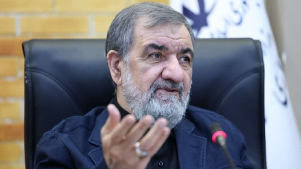 محسن رضایی: آماده بمانید که روز موعود فرا رسیده است