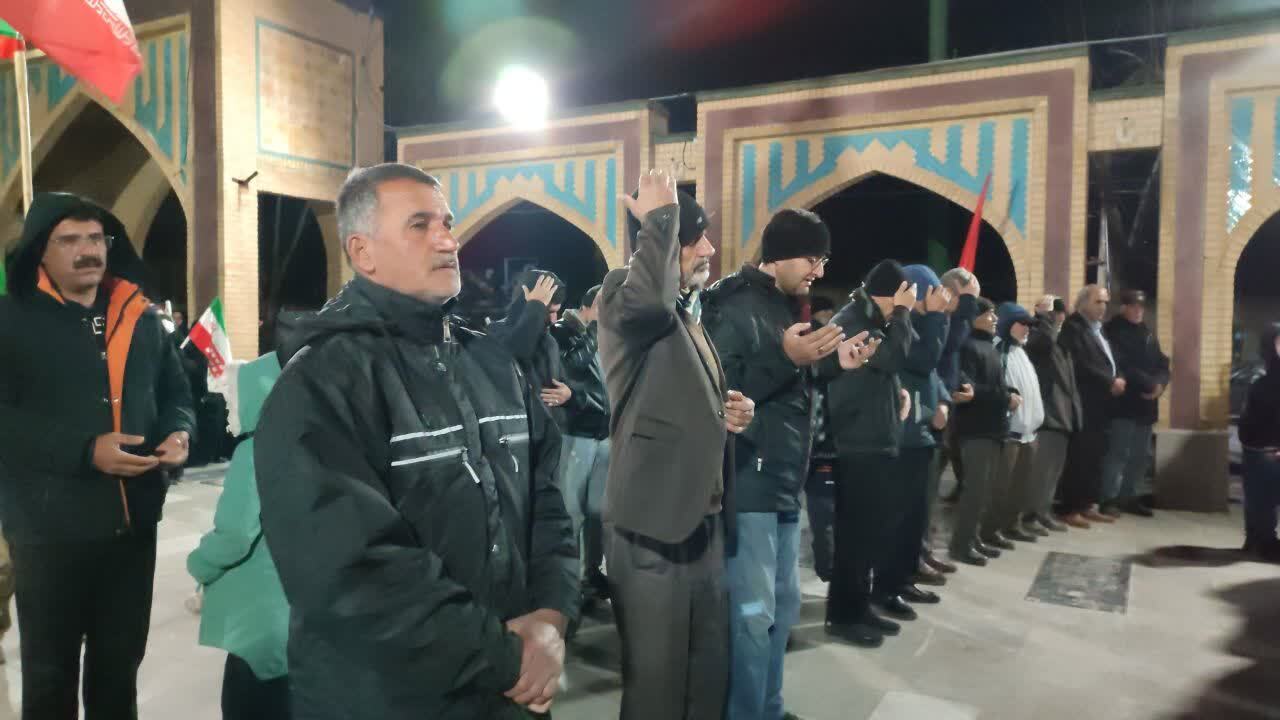 تجمع خودجوش صالح آبادی&zwnj;ها در حمایت از رهبر انقلاب اسلامی