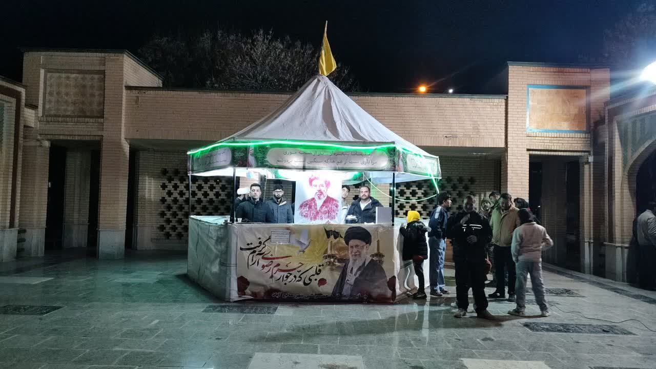 تجمع خودجوش صالح آبادی&zwnj;ها در حمایت از رهبر انقلاب اسلامی