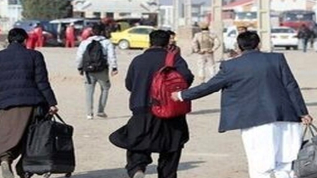 ۳۸ نفر از اتباع بیگانه غیرمجاز در نیمروز جمع آوری شدند