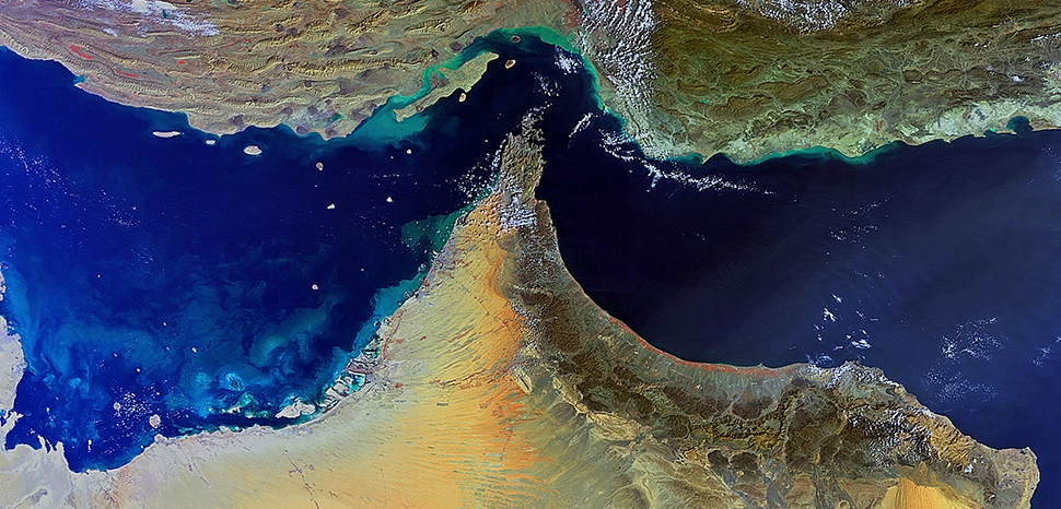 راز و رمز تنگه هرمز