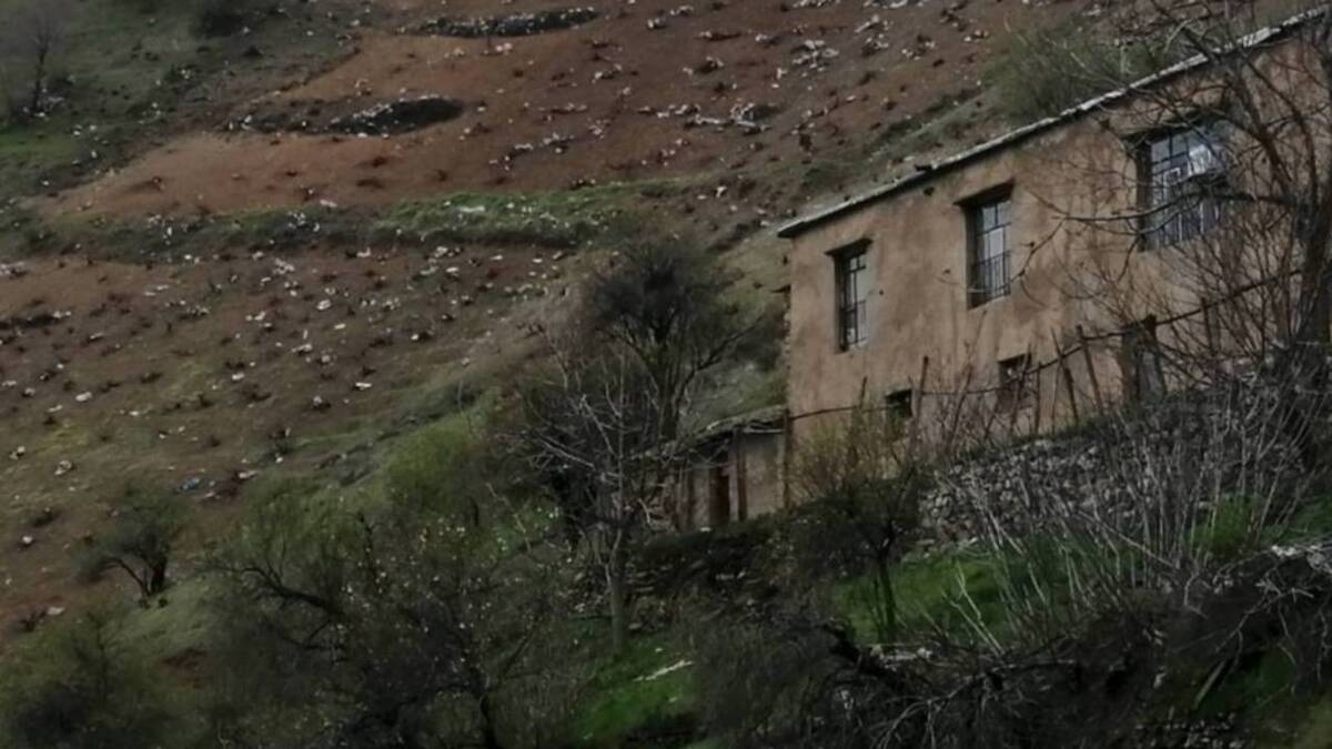 باشگاه خبرنگاران -بررسی وضعیت جایگاه زباله در روستای گردشگری نگل سنندج