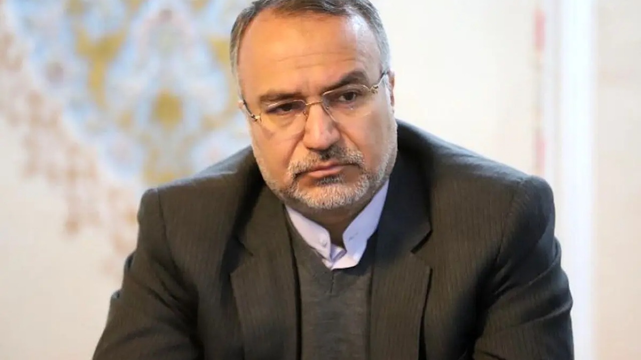 مناطق آزاد پای کار مردم و فعالین اقتصادی هستند