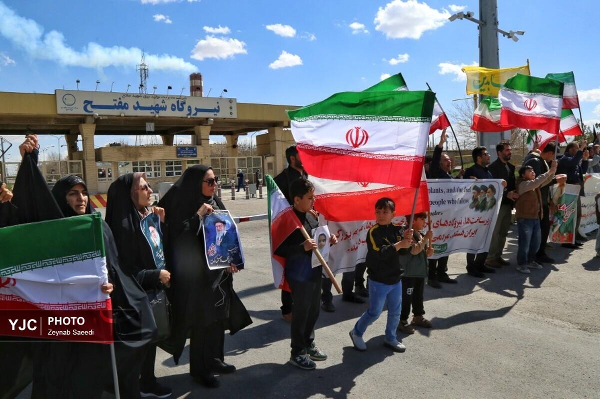 پویش نهال امید به یاد رهبر شهید انقلاب و شهدای جنگ تحمیلی در همدان