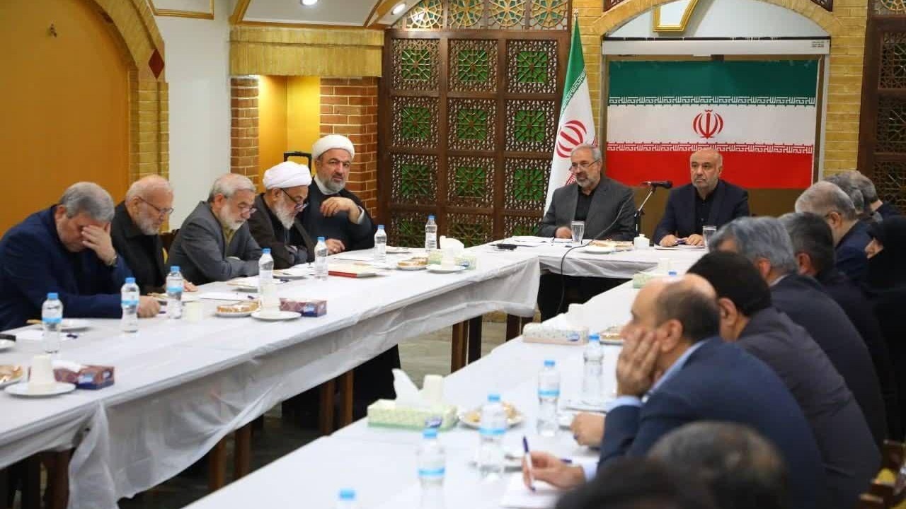 میدری: در تامین کالا‌های اساسی هیچ مشکلی نداریم