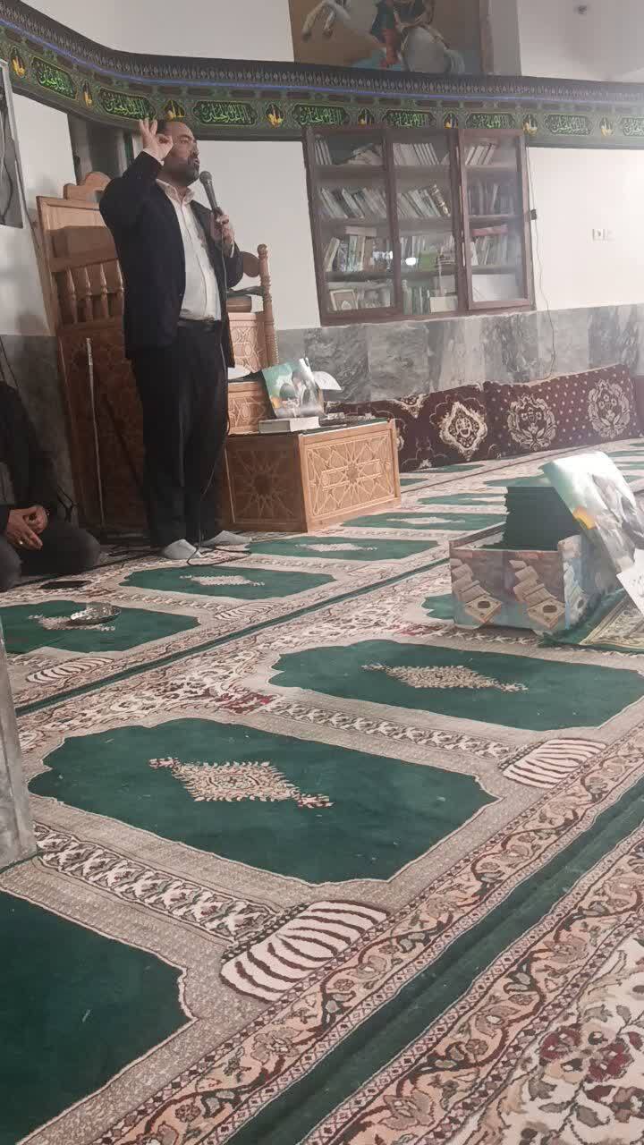 مراسم گرامیداشت اربعین رهبر شهید کشورمان در روستای توآباد