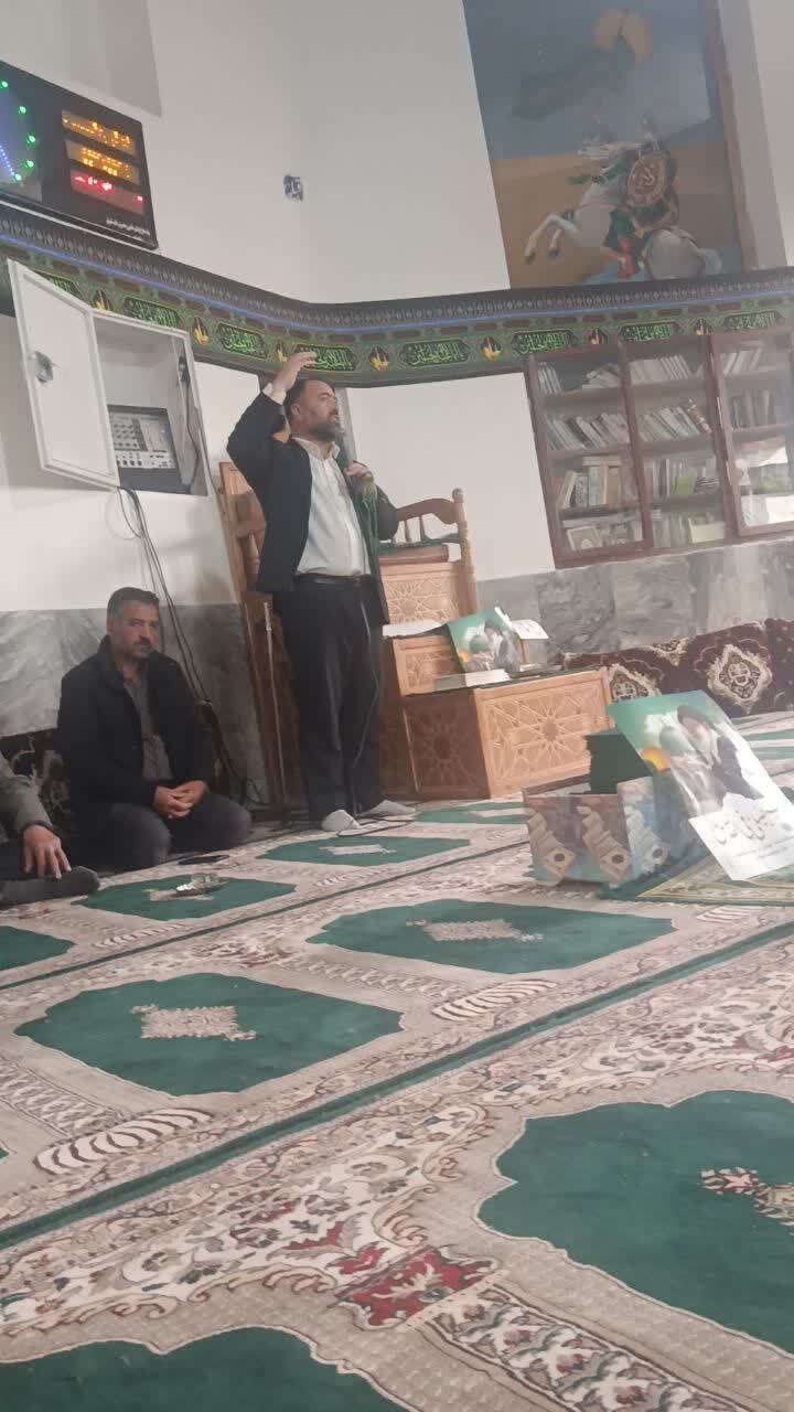 مراسم گرامیداشت اربعین رهبر شهید کشورمان در روستای توآباد