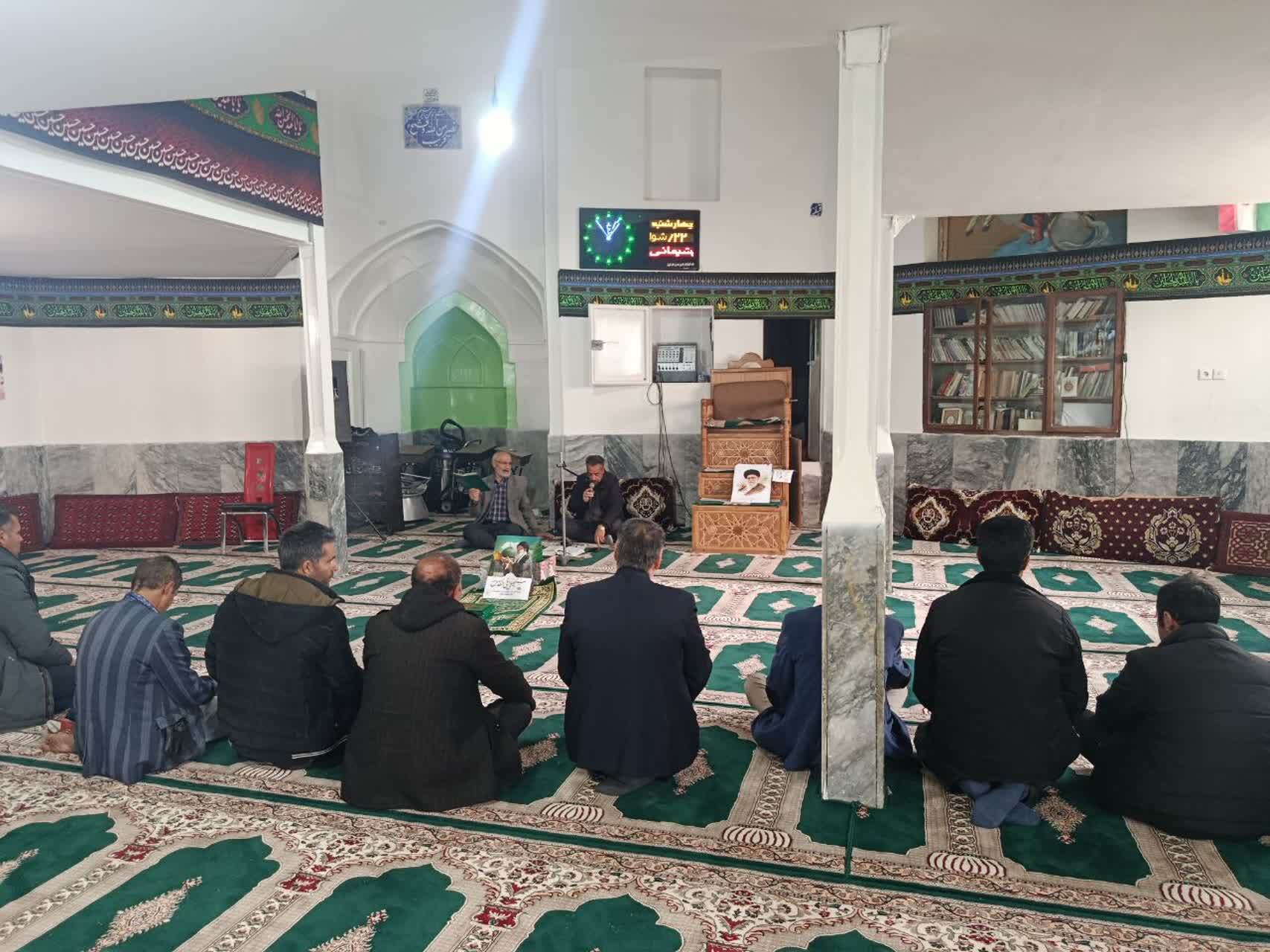 مراسم گرامیداشت اربعین رهبر شهید کشورمان در روستای توآباد