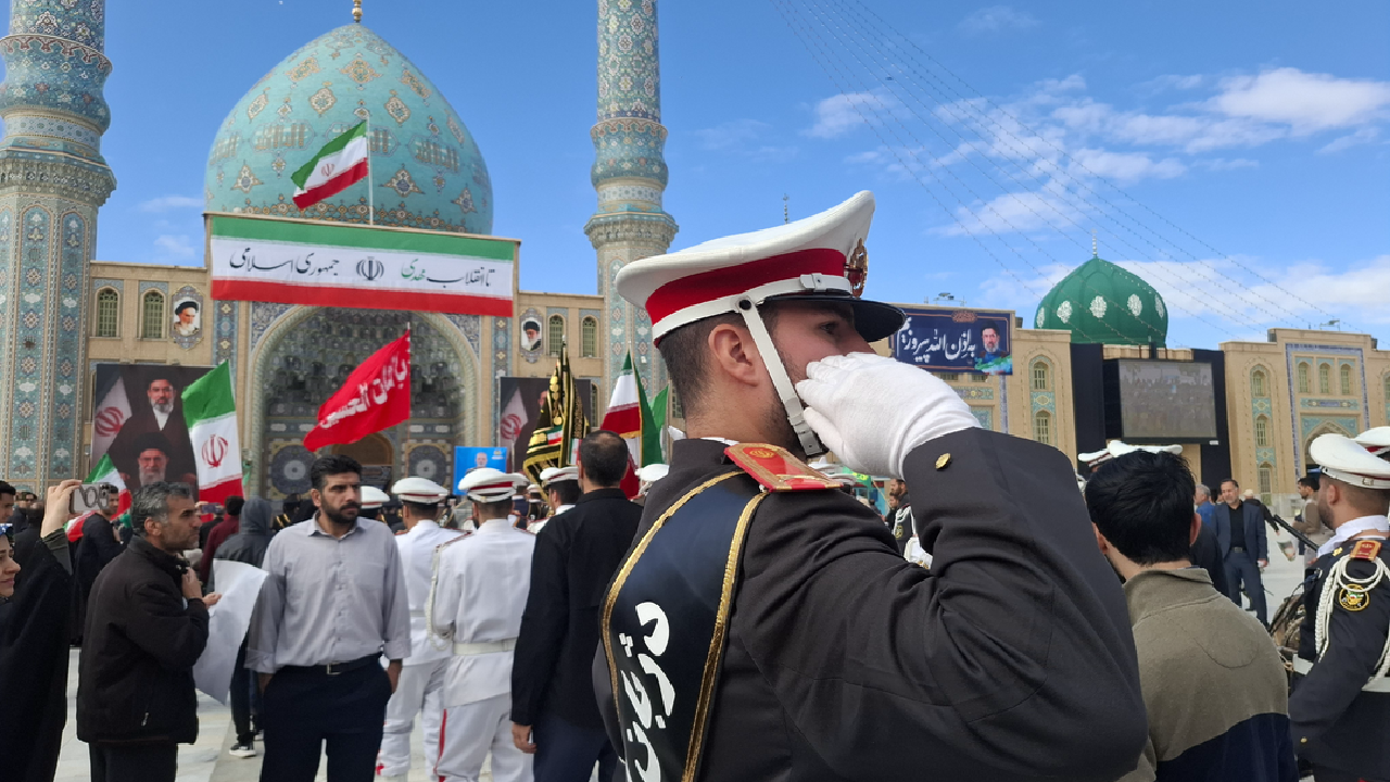 غافلگیری شبانه رئیس ستاد کل برای سربازان