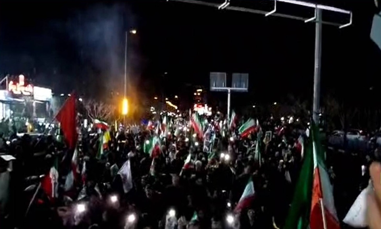 روایتی از ۲۱ شب حضور حماسی کرجی‌ها در خیابان