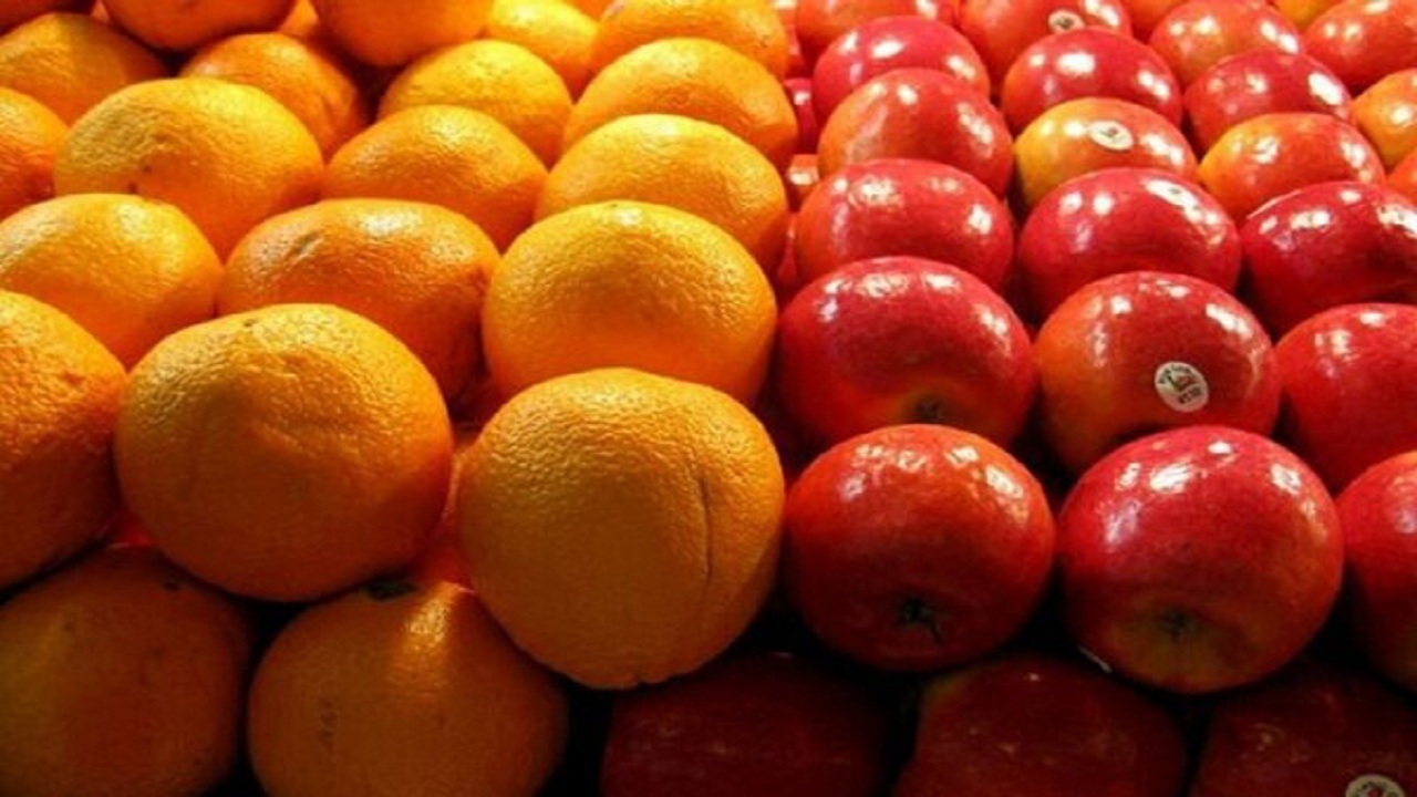 توزیع میوه تنظیم بازار تا پایان تعطیلات ادامه دارد