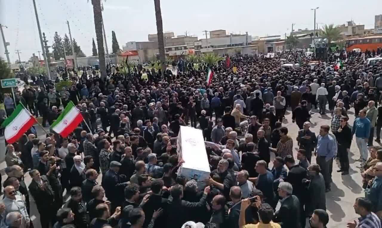 استقبال باشکوه مردم فسا از پیکر‌های مطهر ۴ شهید والامقام