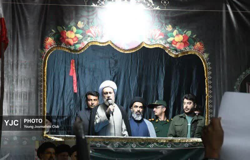 ملت ایران اجازه نمی‌دهد حزب‌الله تنها بماند
