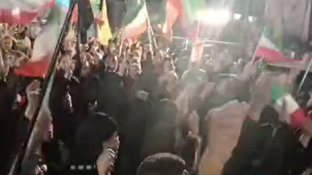 ایستادگی و مقاومت مهمترین پیام مدافعان ایران در گرگان