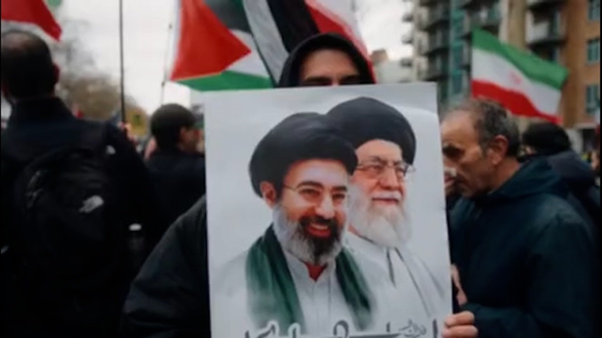 راهپیمایی حمایت از ایران در پایتخت اروپایی + فیلم