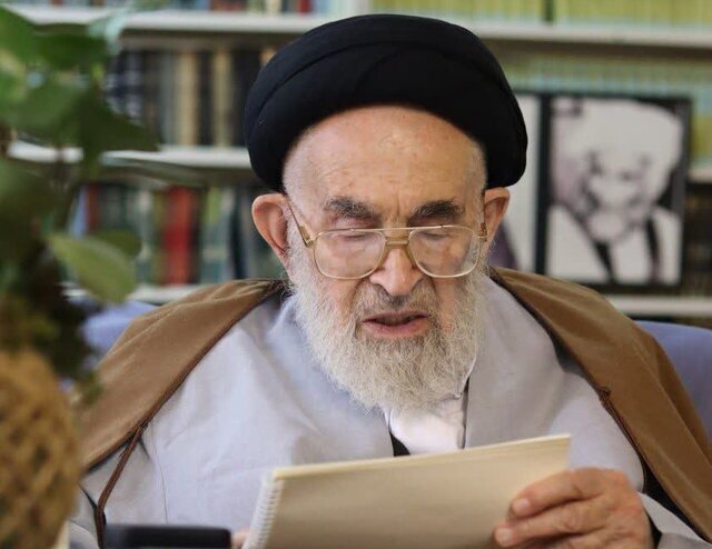 ملت ایران با اتکا به خداوند بر دشمنان پیروز شد