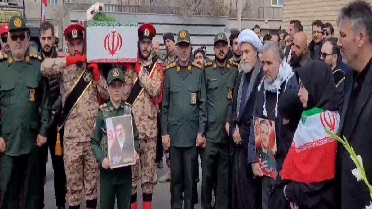 باشگاه خبرنگاران -تشییع پیکر شهید مدافع وطن در باسمنج