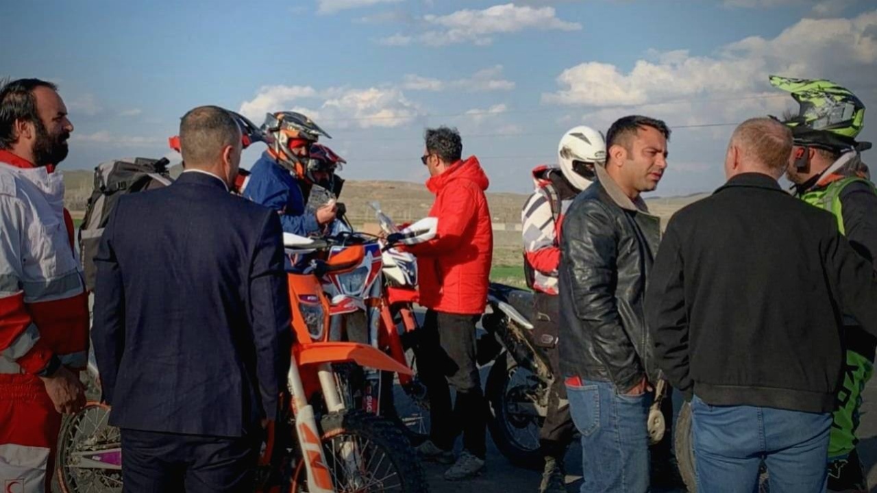 ۸ ساعت عملیات نفس‌گیر برای نجات جان ۶  موتور سوار مفقودی در سلماس