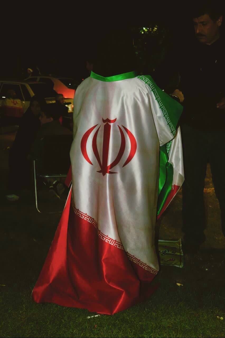 نگاهی به تجمعات شبانه وطن دوستی در شهرری نگاهی به تجمعات شبانه وطن دوستی در شهرری
