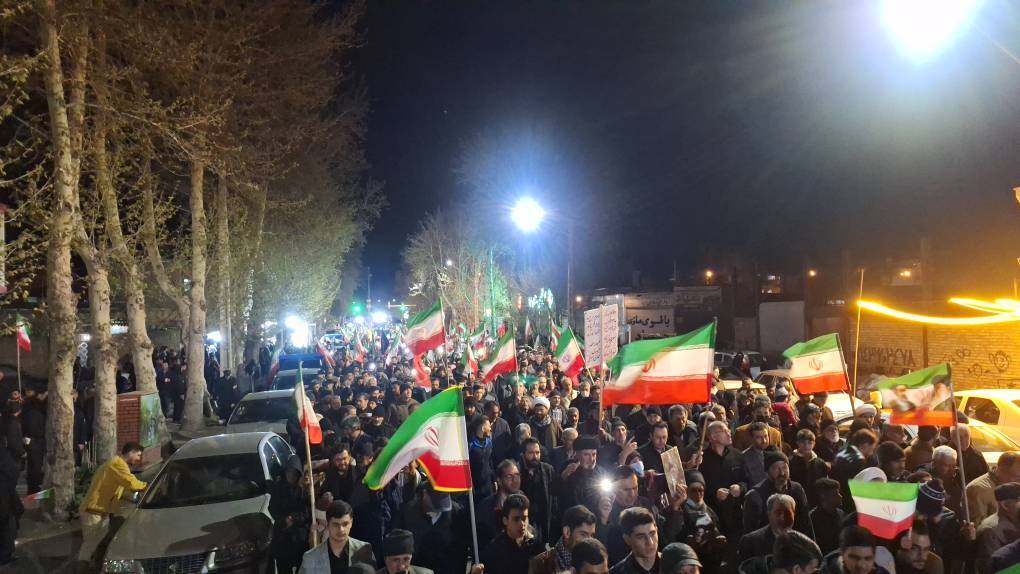 راهپیمایی مردم ولایی وانقلابی شهرستان خوی برای بیعت مجدد با رهبر انقلاب اسلامی + تصاویر