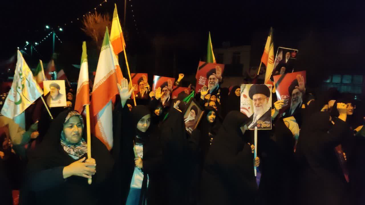 تا پای جان برای ایران جان باحضور کودکان و نوجوانان و مردم ولایی شهر صالح آباد