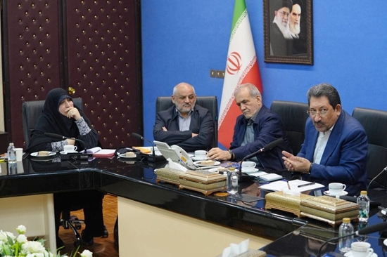صنایع کلیدی آسیب دیده جنگ تحمیلی بازسازی و به چرخه تولید باز می‌گردند