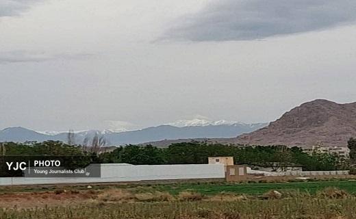 قله برف انبار؛ بام استان قم +تصاویر