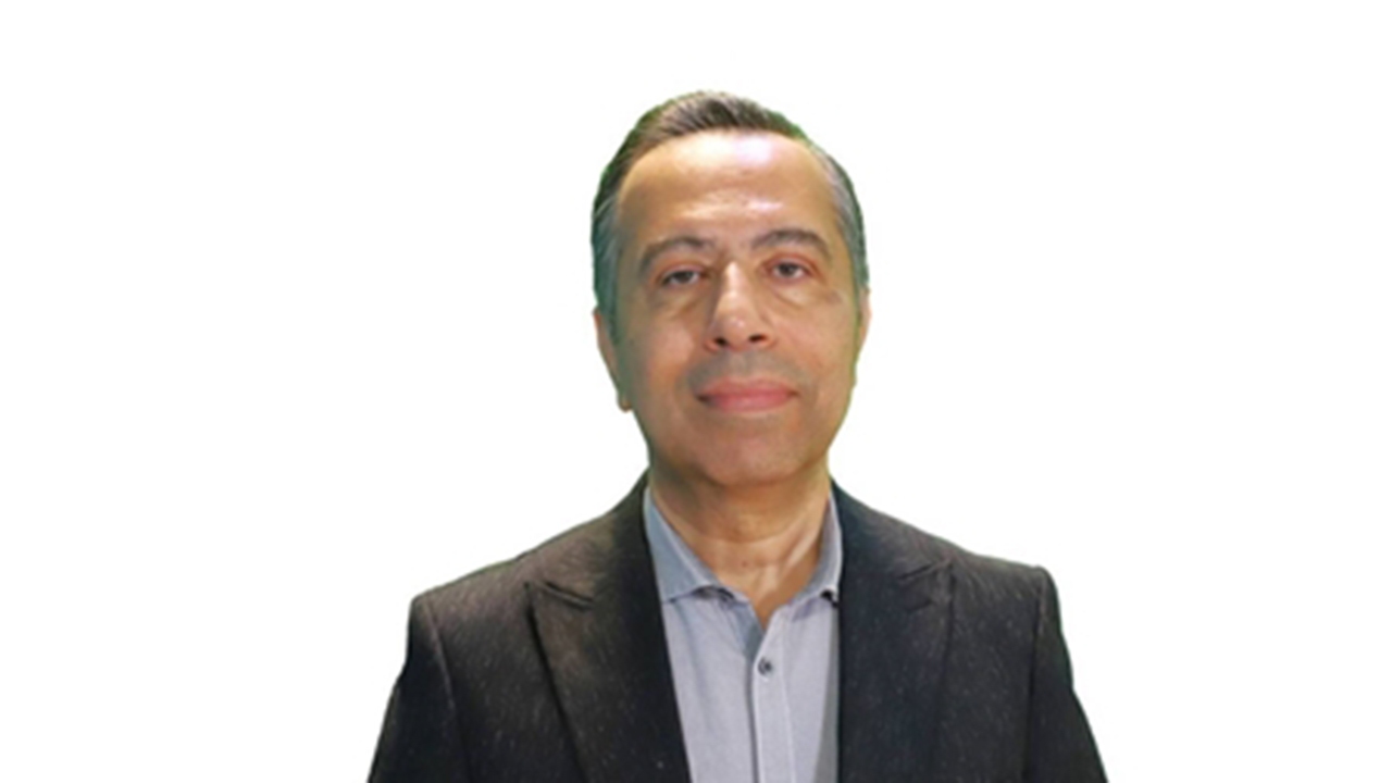 رضا درفشی عضو هیات علمی دانشکده دندانپزشکی دانشگاه علوم پزشکی شیراز