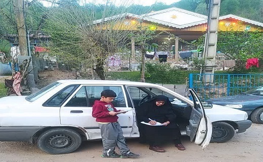 ابتکار و تعهد ۲ معلم گیلانی برای تداوم آموزش در شرایط بحرانی