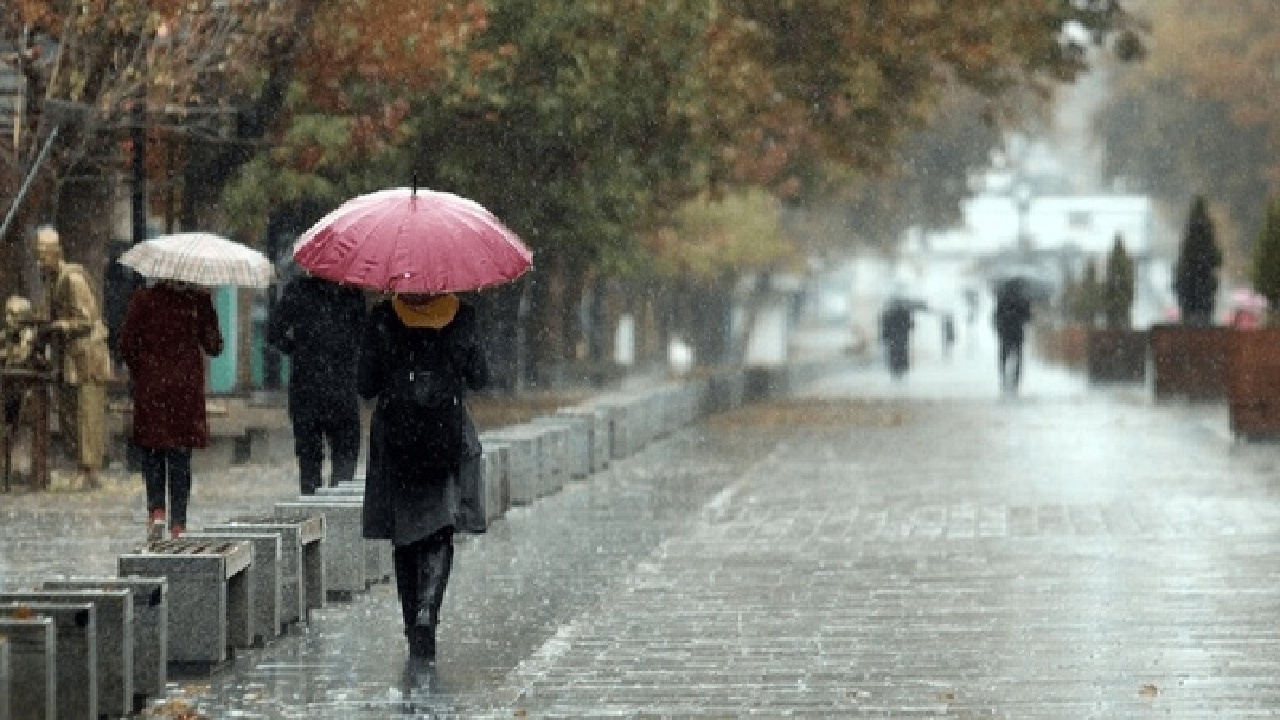 هوای لرستان سردتر می‌شود