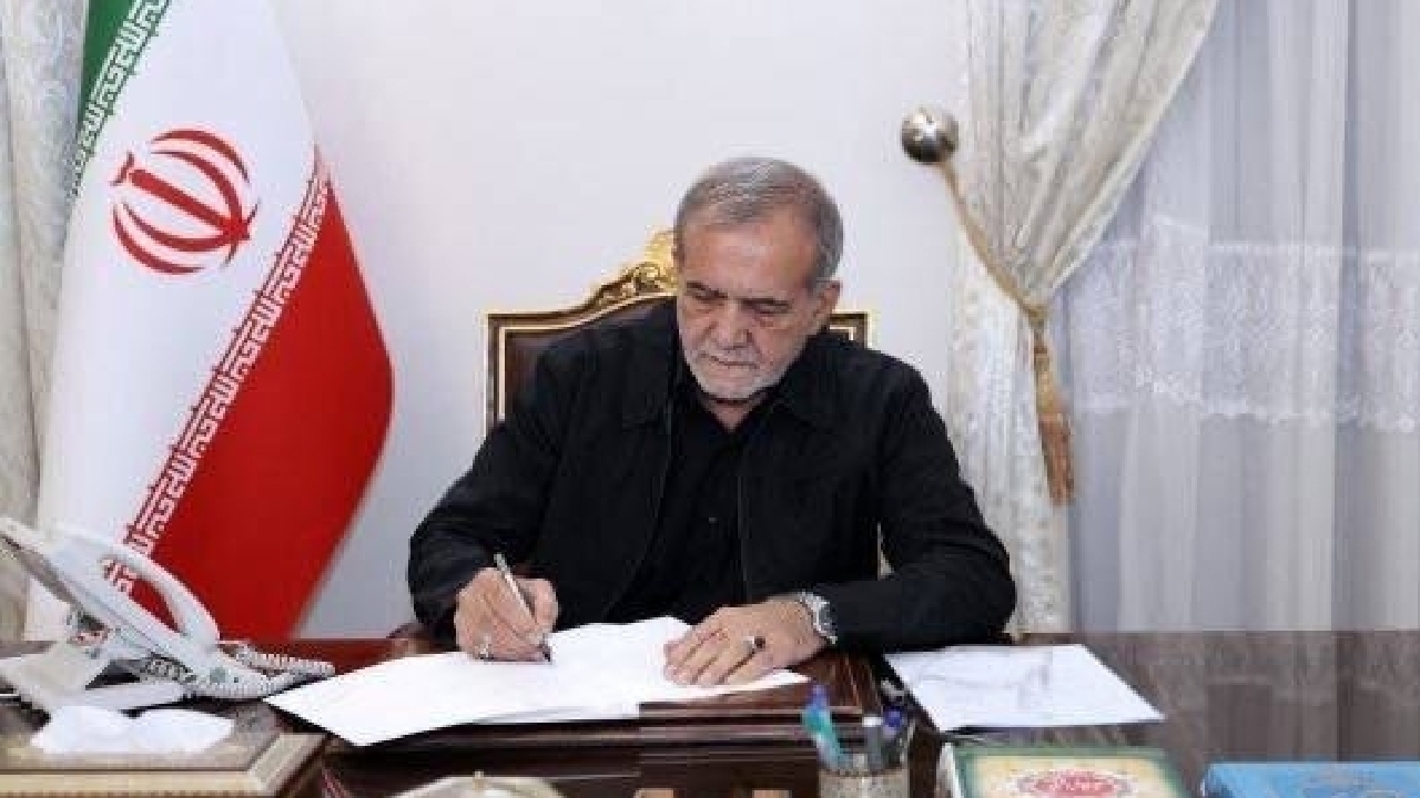 پیام تبریک رئیس‌جمهور به نخست وزیر جدید نپال