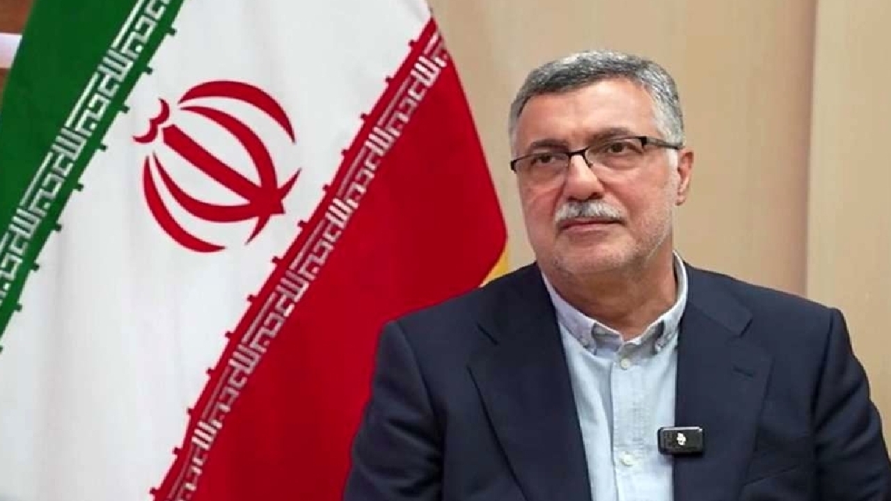 وزیر بهداشت: با وجود فشارها، دارو و تجهیزات پزشکی با کمبود مواجه نشد