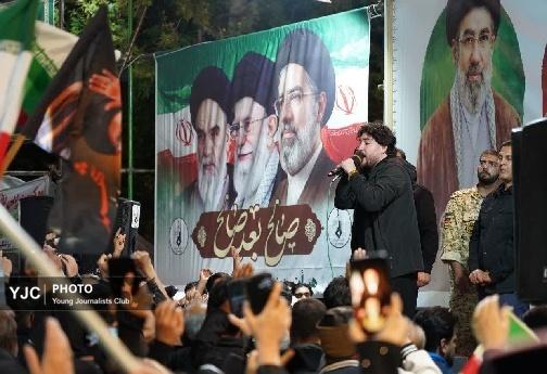 تصاویر حضور باشکوه خرم آبادی ها در چهل و چهارمین شب