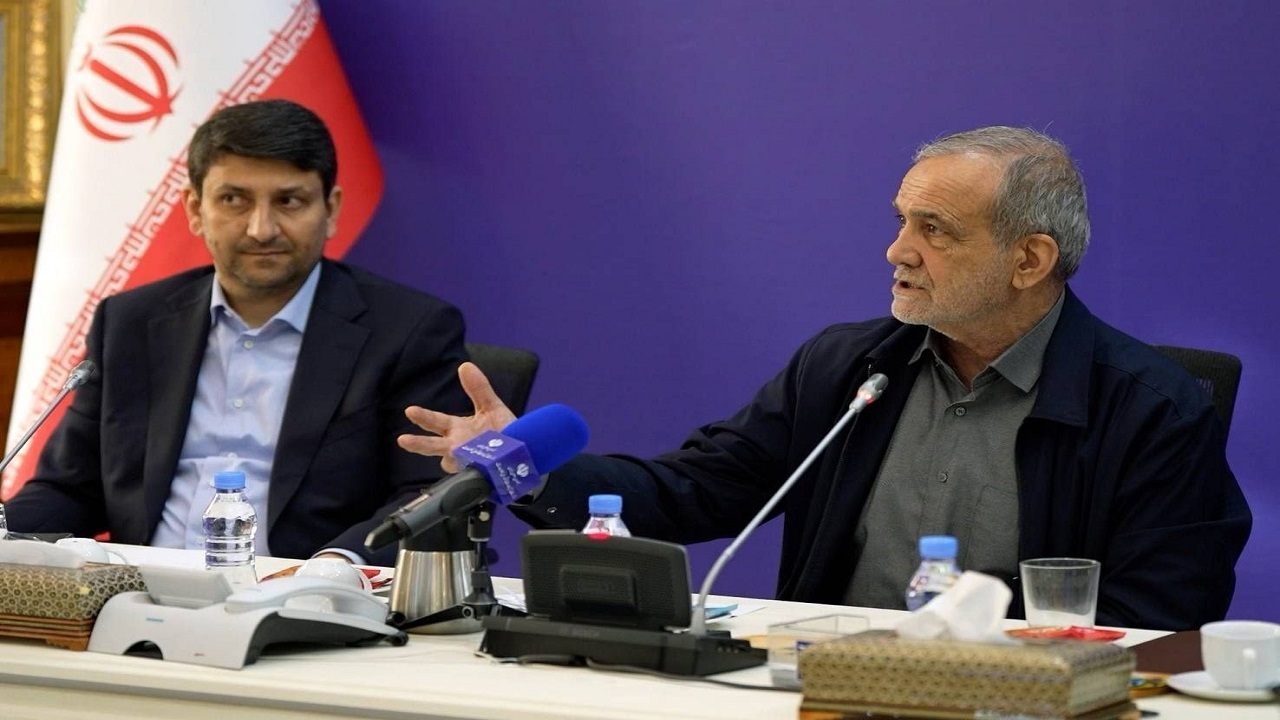 پزشکیان: پایداری شبکه‌های ارتباطی کشور، نشانه عملکرد صحیح مدیریت در حوزه فناوری است