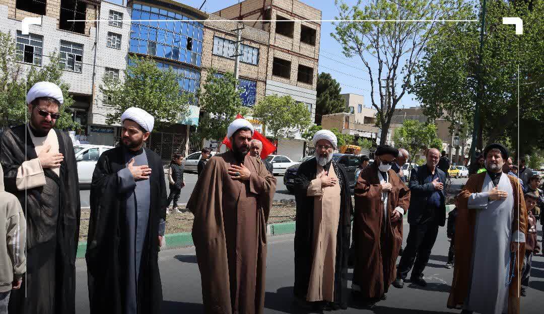 برپایی دسته عزاداری ماهدشتیها در سالروز شهادت امام جعفر صادق (ع) برپایی دسته عزاداری ماهدشتیها در سالروز شهادت امام جعفر صادق (ع)