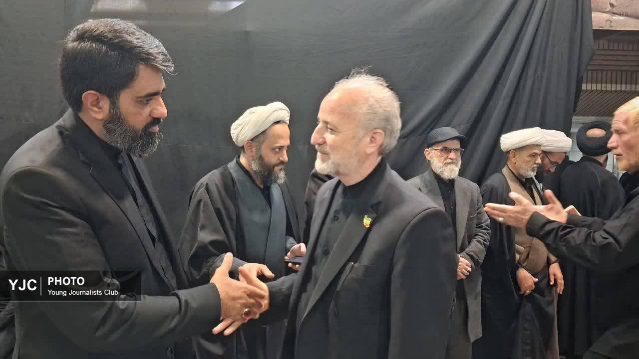 بزرگداشت شهدای ساختمان مجلس خبرگان رهبری در قم +تصاویر