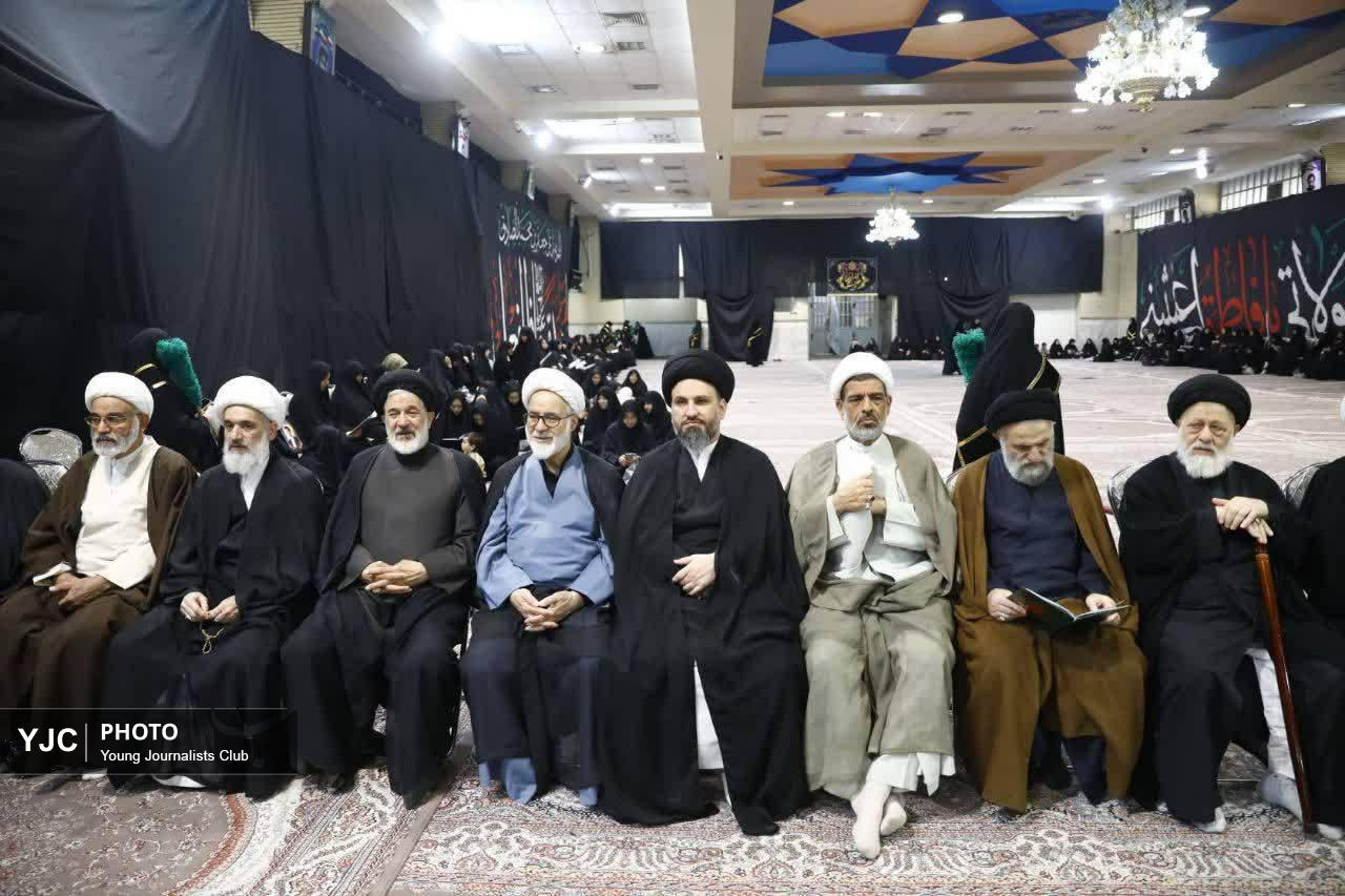 بزرگداشت شهدای ساختمان مجلس خبرگان رهبری در قم +تصاویر