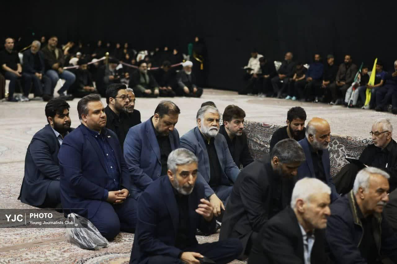 بزرگداشت شهدای ساختمان مجلس خبرگان رهبری در قم +تصاویر