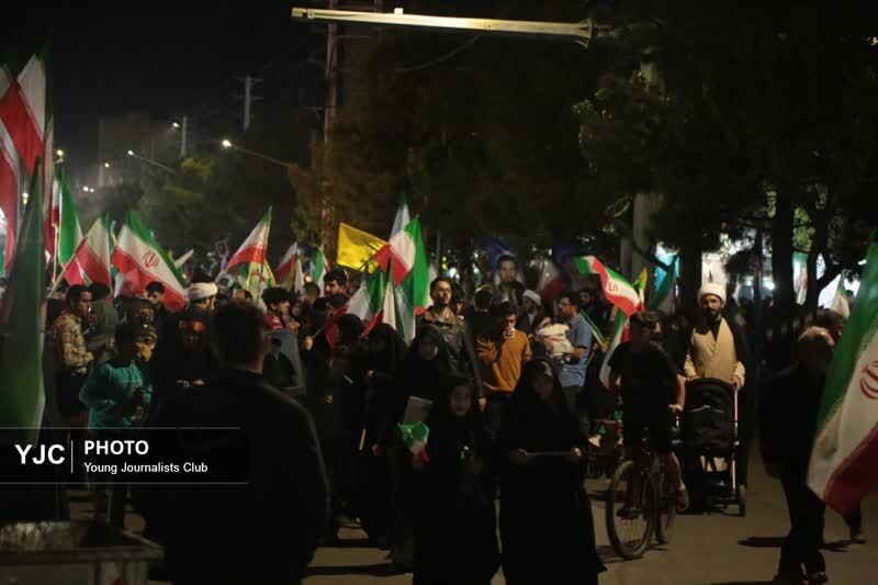 قمی&zwnj;ها تمام قد پای دفاع از میهن + تصاویر