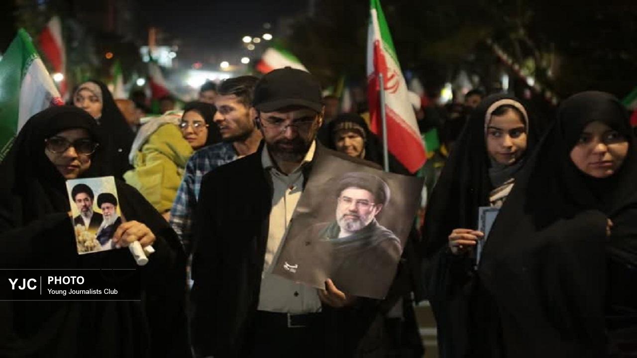 قمی‌ها تمام قد پای دفاع از میهن + تصاویر